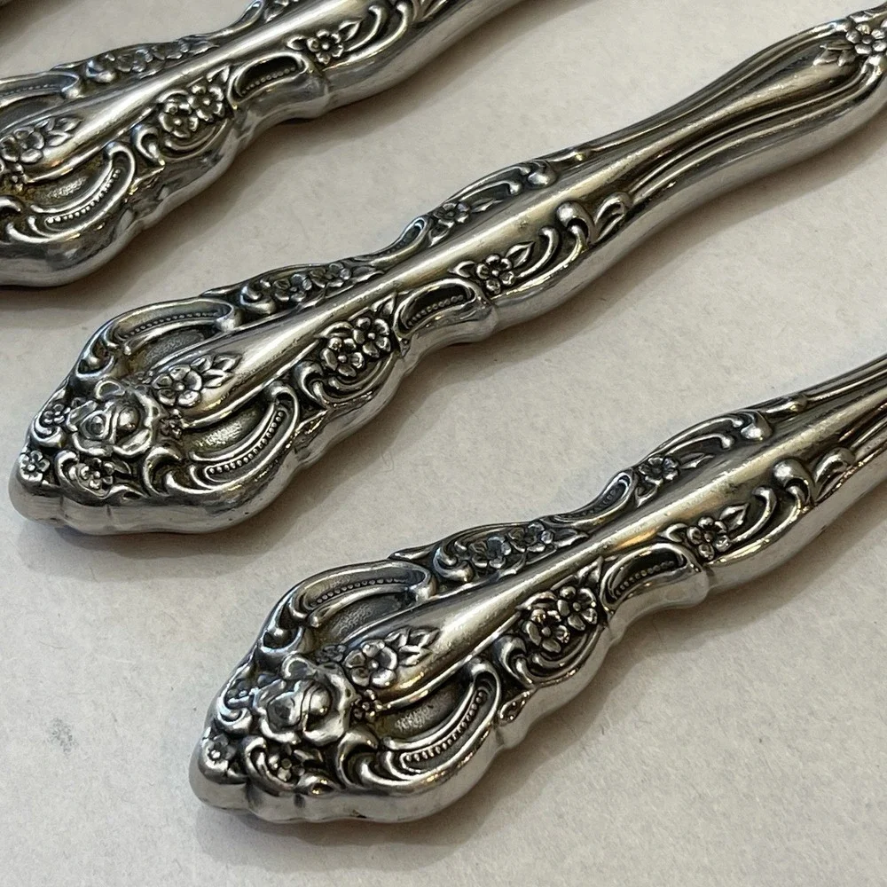Set 4 Oneida Michelangelo Dinner Knives Cube Mark Stainless Ornate Flatware 9